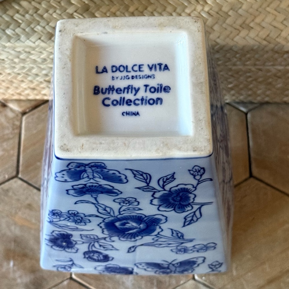 Vintage LA DOLCE VITA, Butterfly Toile Collection Vase, 9.25”, By JJG Designs - Picture 4 of 5